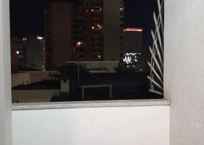 Center Διαμέρισμα *